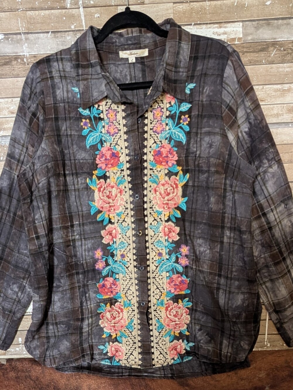 Andree By Unit Embroidered Gray Tie Dye Gorgeous Tunic Button Down